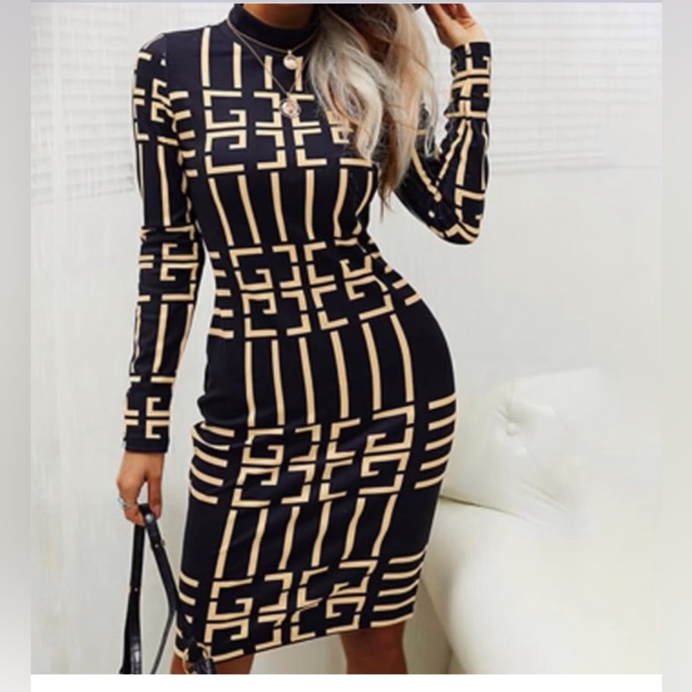 Vinizbena MIDI   Elegant  Dress Designed Italy